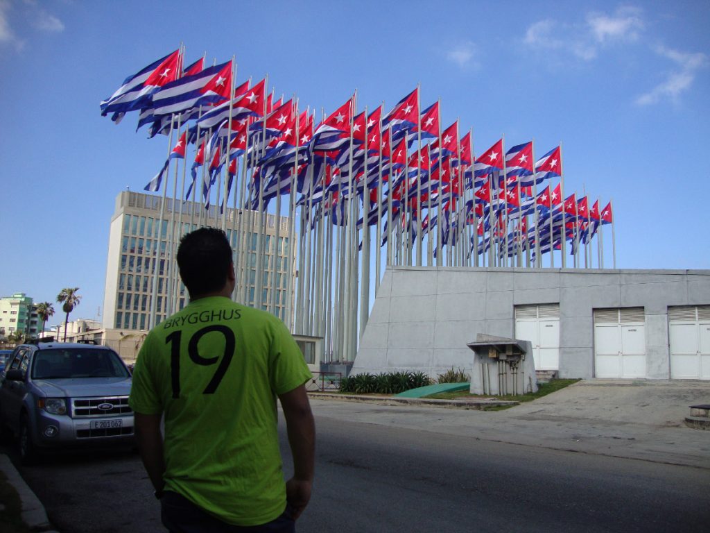b19_around_the_world_havanna_cuba_small